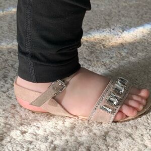 Andrea Montelpare Crystal Embellished Suede Sandals Toddler 8